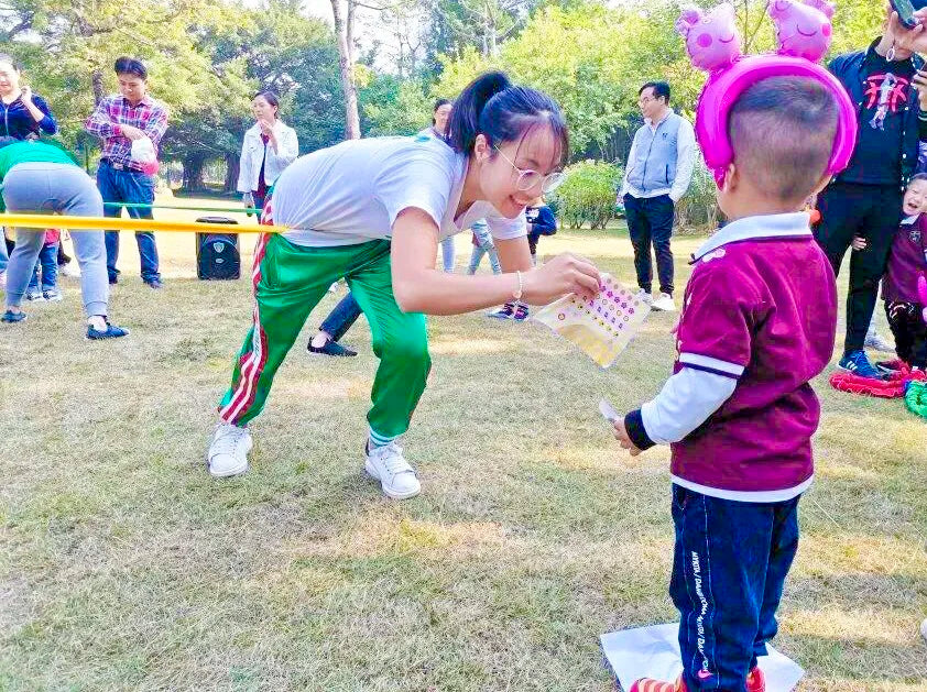 Outdoor Games Team Building Develop Sport Entertainment Toys Children Elasticity Rope Circle Running Push for Kids Sensory Rope