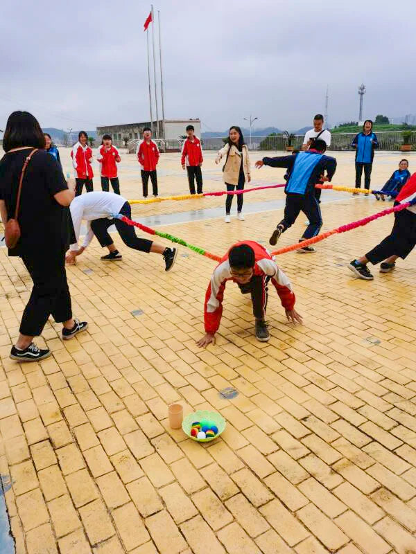 Outdoor Games Team Building Develop Sport Entertainment Toys Children Elasticity Rope Circle Running Push for Kids Sensory Rope